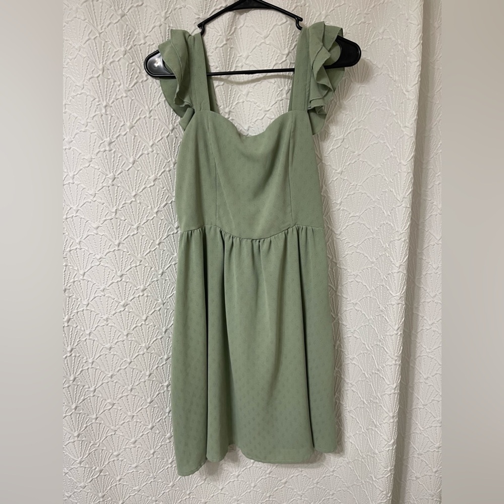 Ruffle open back